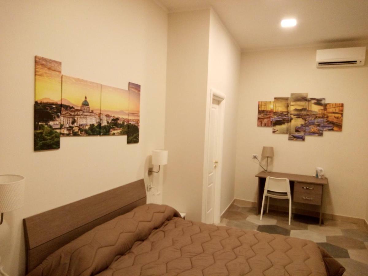 B&B La Dimora Del Conte Nápoly Kültér fotó