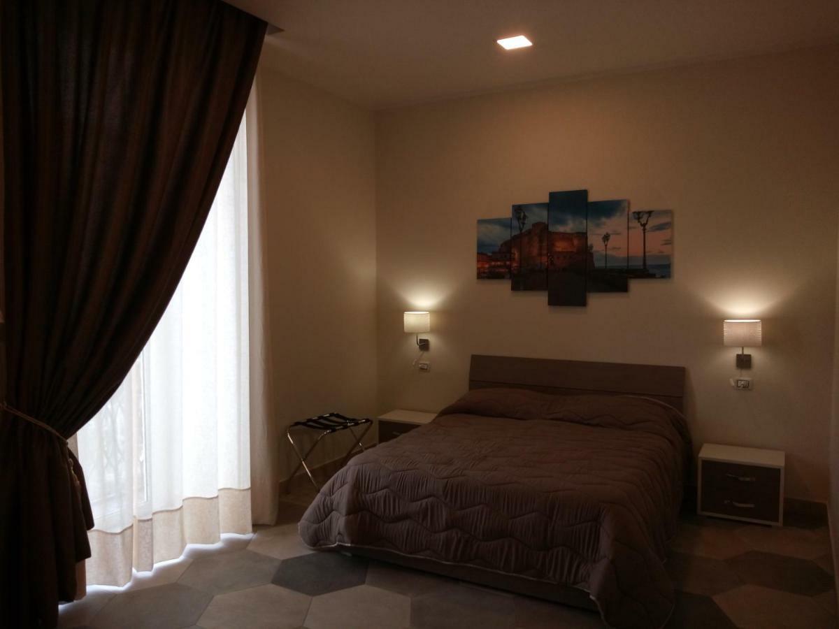 B&B La Dimora Del Conte Nápoly Kültér fotó